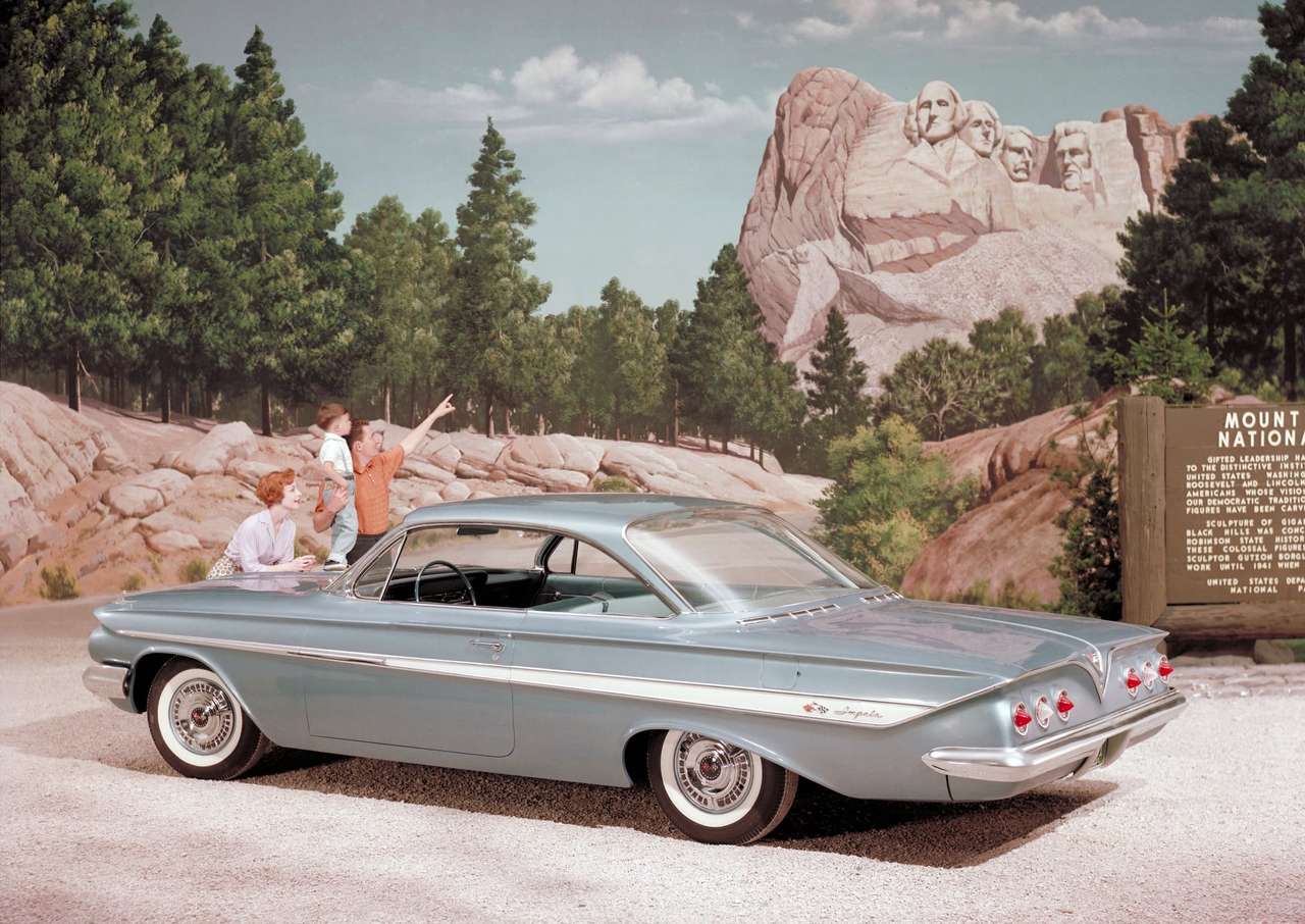 Chevrolet Impala Sport Coupe din 1961 jigsaw puzzle online