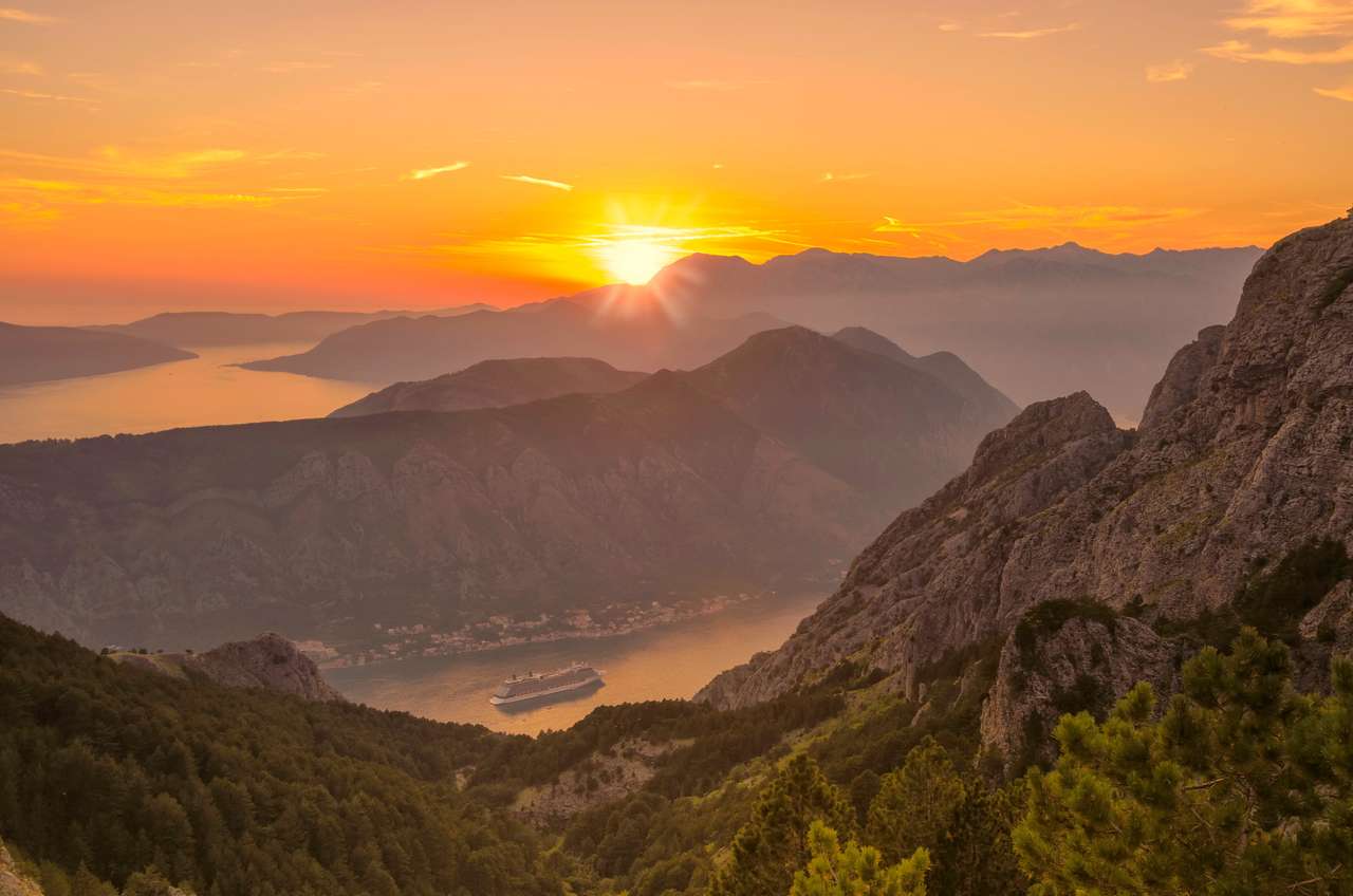 Которския залив, Черна гора онлайн пъзел