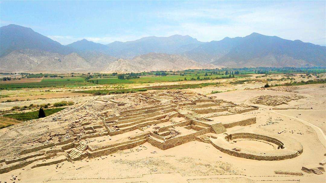 Pyramid of Caral (Puzzle) jigsaw puzzle online
