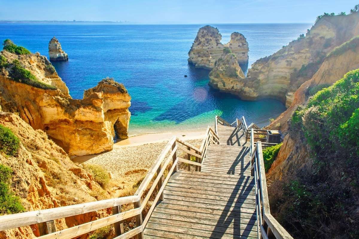 De Algarve-regio van Portugal met een prachtige kust online puzzel