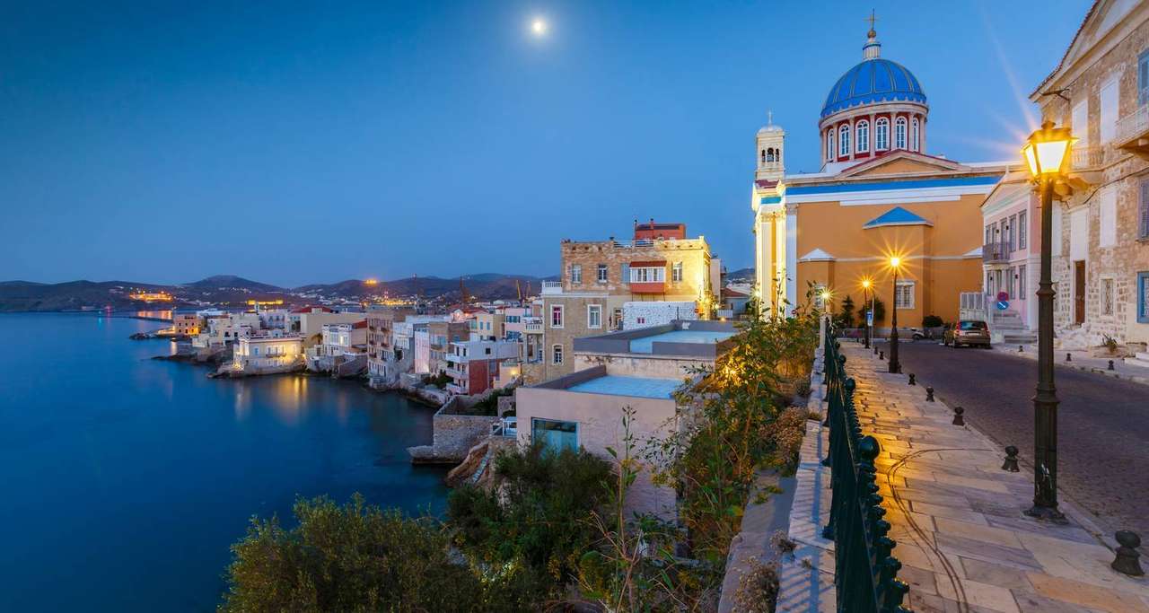 Isla griega Syros Ermoupolis rompecabezas en línea