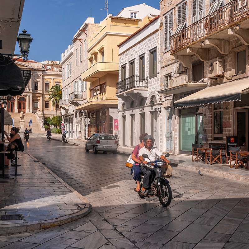 Ελληνικό νησί Σύρος Άνω-Ερμούπολη παζλ online