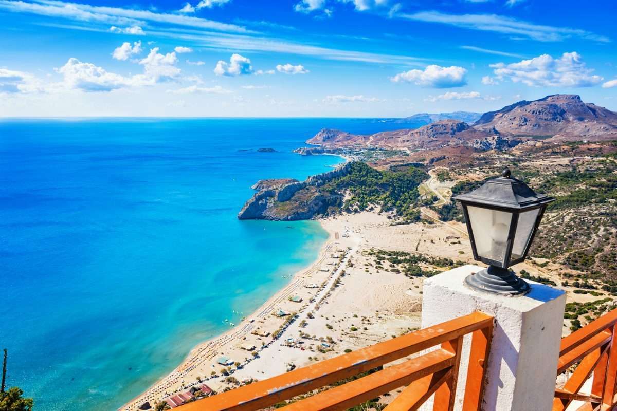 Родос - остров, разположен на две морета онлайн пъзел