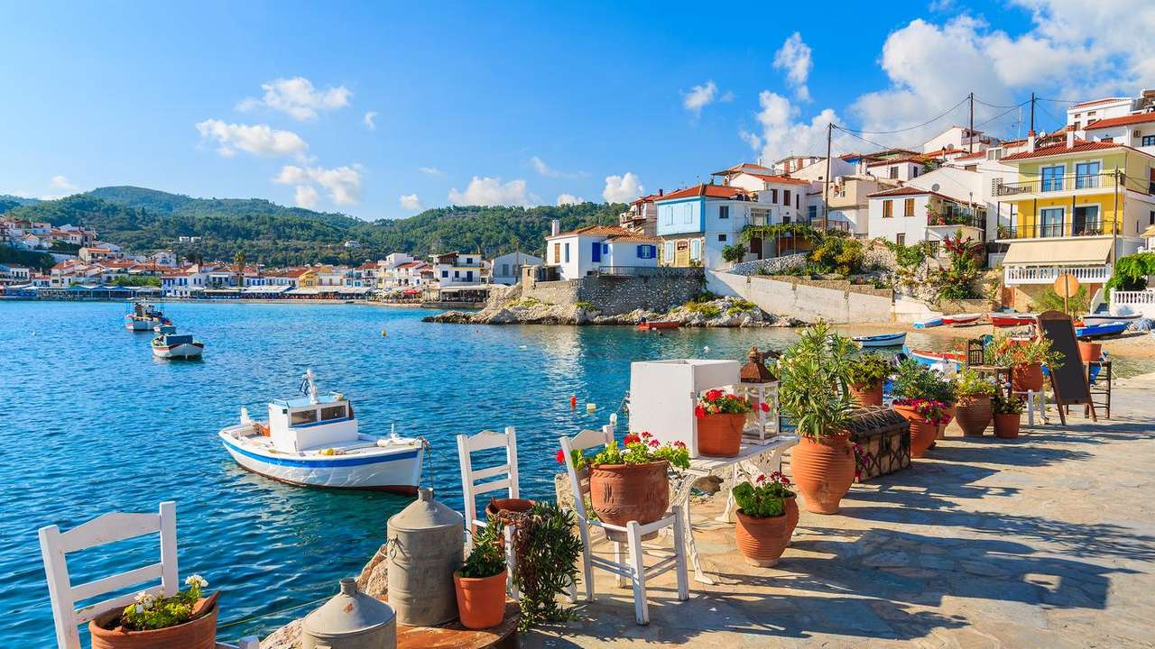 Costa de Samos - ilha grega no mar Egeu puzzle online