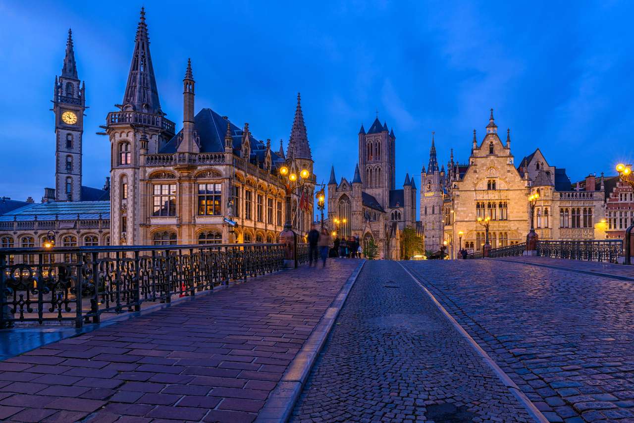 Middeleeuwse stad Gent (Gent) in Vlaanderen online puzzel