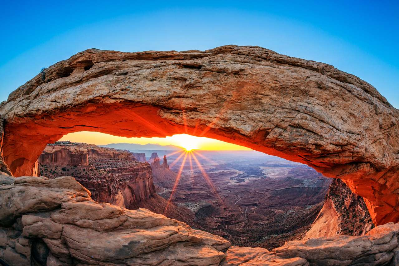 Mesa Arch no Parque Nacional de Canyonlands, Utah, EUA quebra-cabeças online