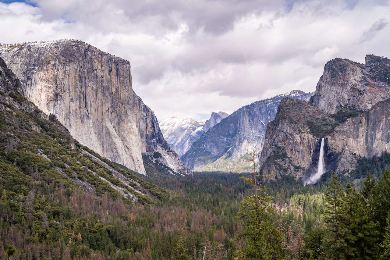 Parcul național Yosemite din California jigsaw puzzle online