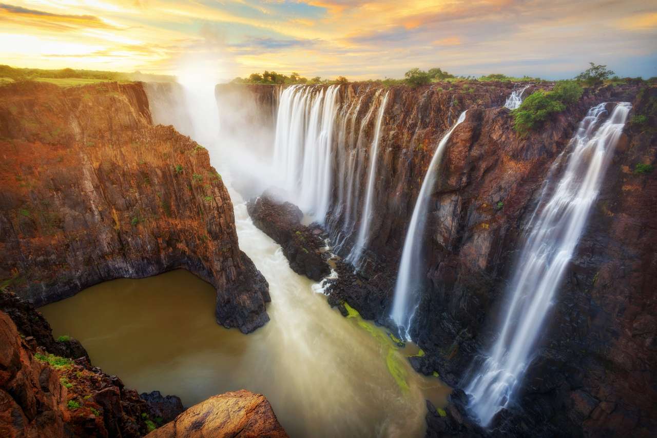 Victoriafallen i Zambia och Zimbabwe togs 2015 Pussel online