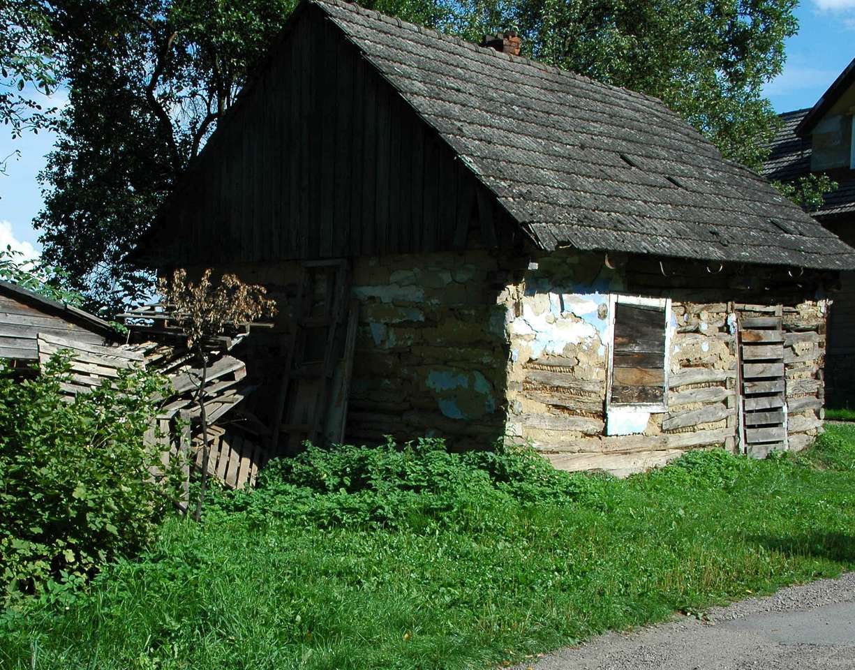Dauerhaftes Holzhaus in Dobczyce Online-Puzzle