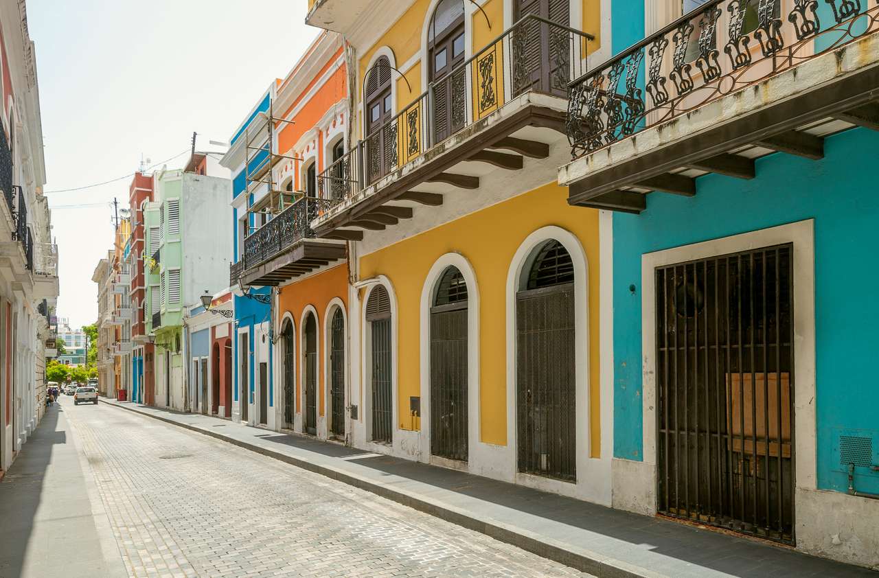 Πολύχρωμα σπίτια στο παλιό Σαν Χουάν, Πουέρτο Ρίκο παζλ online