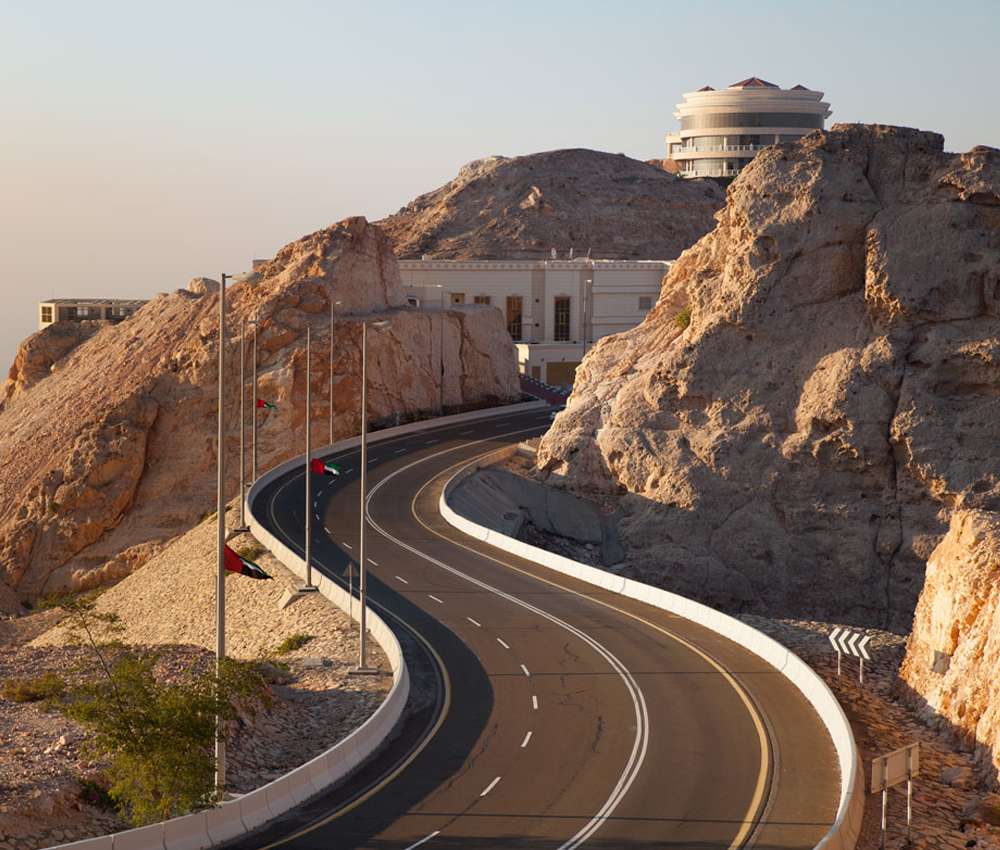 Vägen till Al Ain Pussel online