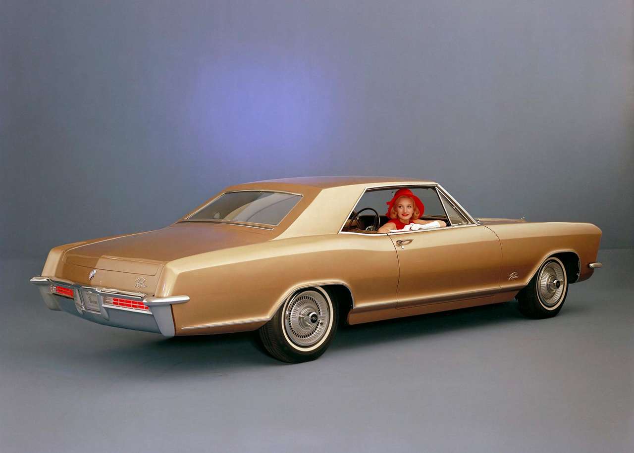 1965 Buick Riviera онлайн пъзел