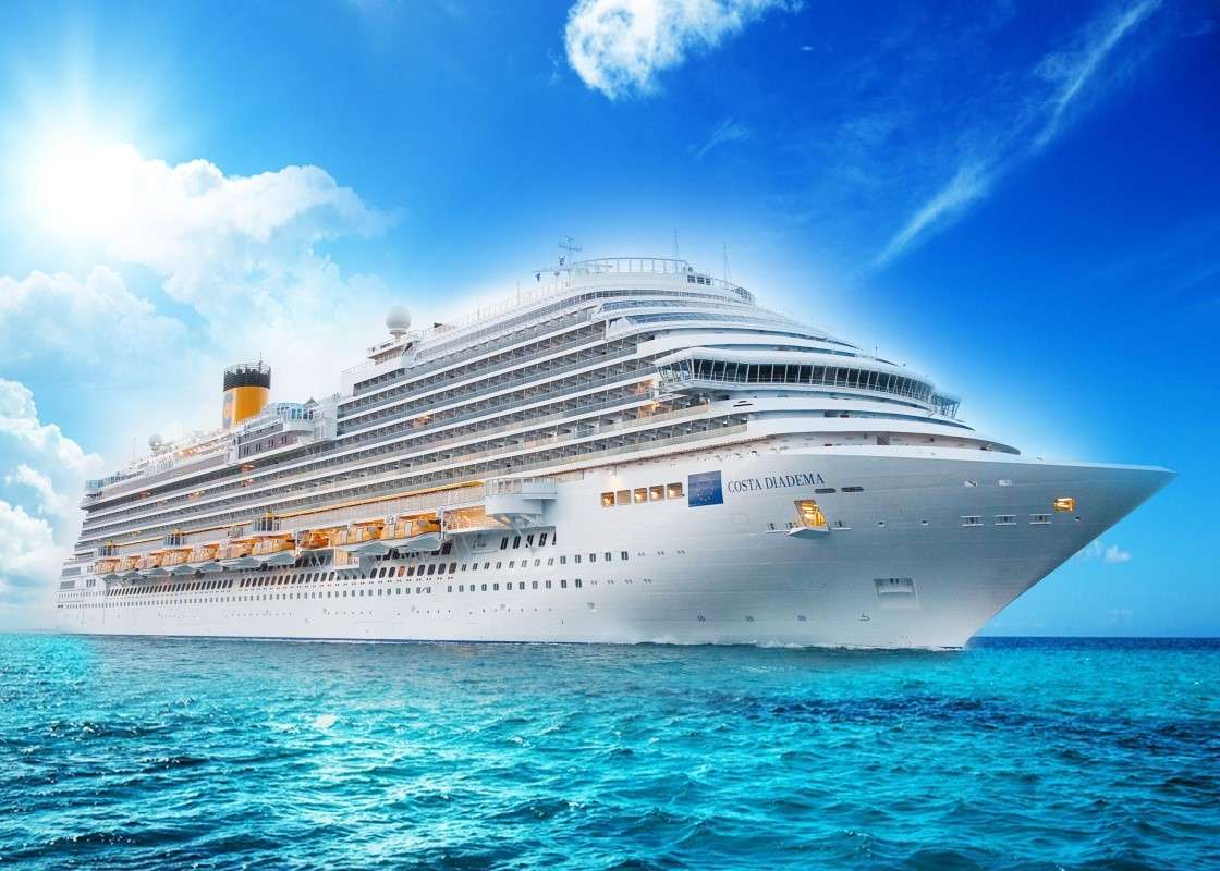 Корабель - Costa Diadema - великий круїзний лайнер онлайн пазл