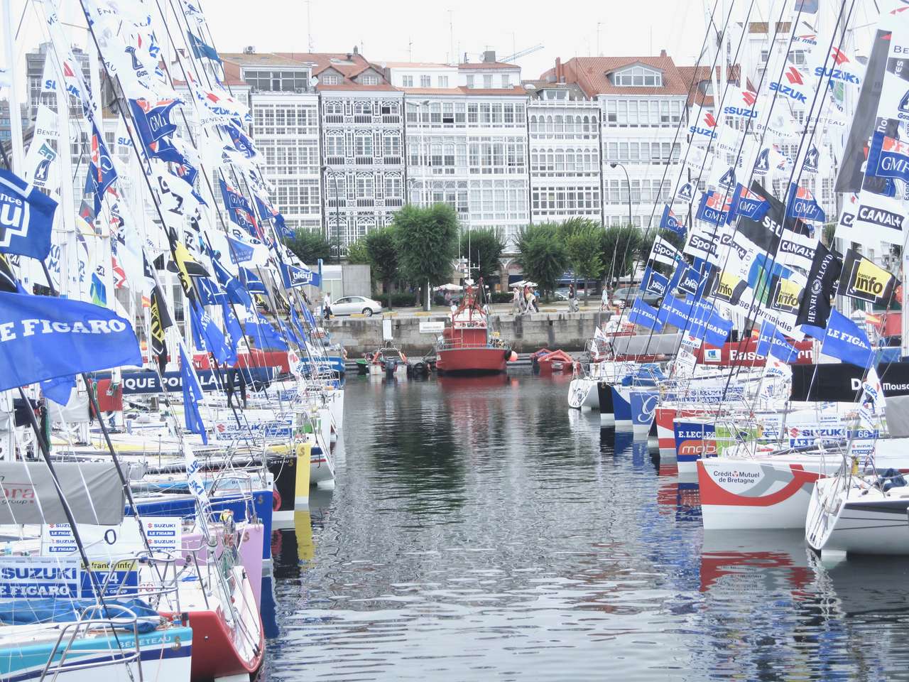 Uitrusten van de regatta legpuzzel online