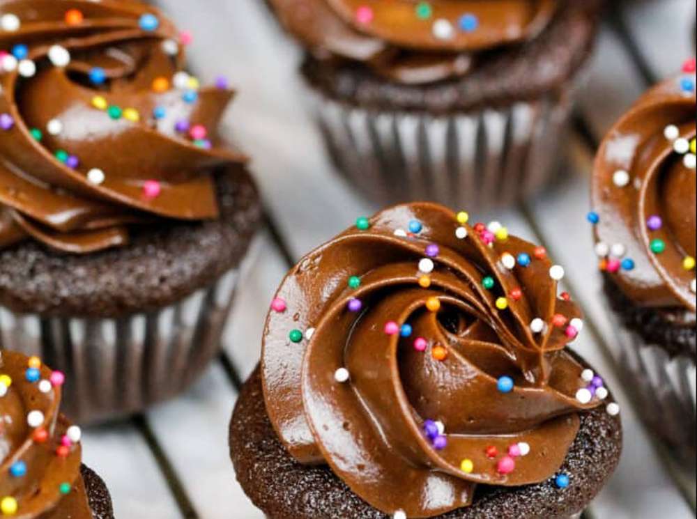 Міні шоколадні кекси онлайн пазл