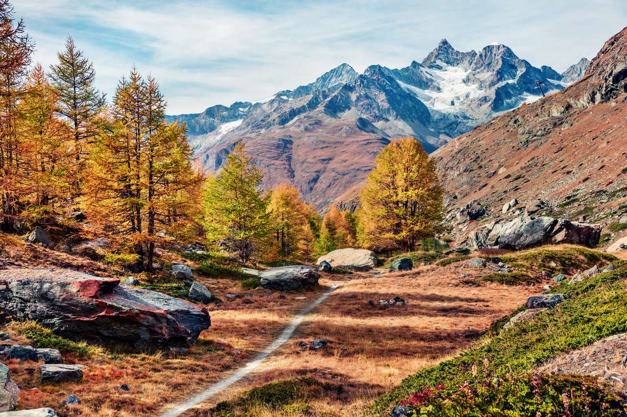 Kleurrijke ochtendmening van Zwitserse Alpen online puzzel