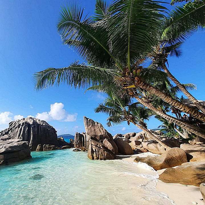 Seychellen-Insel im Indischen Ozean Online-Puzzle
