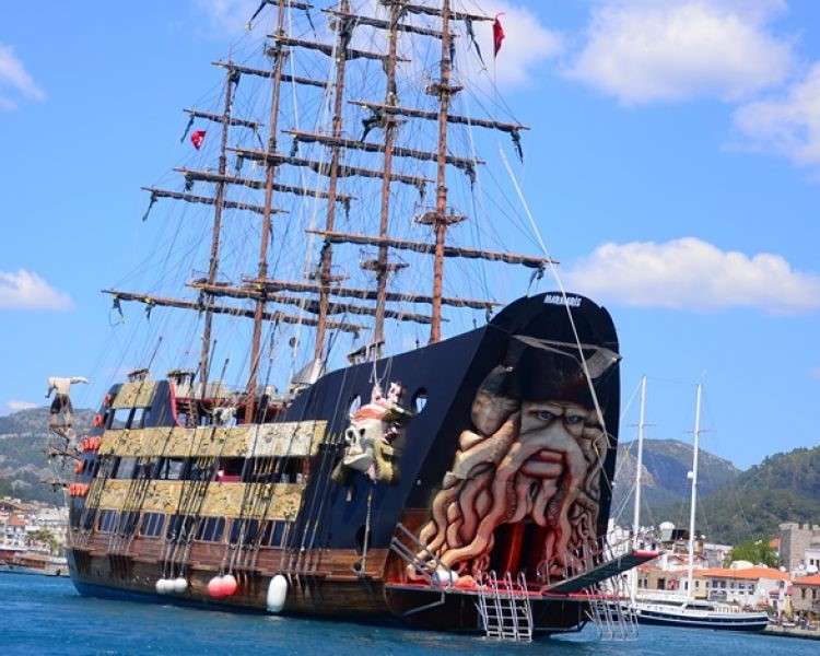Excursie cu barca la Alanya jigsaw puzzle online