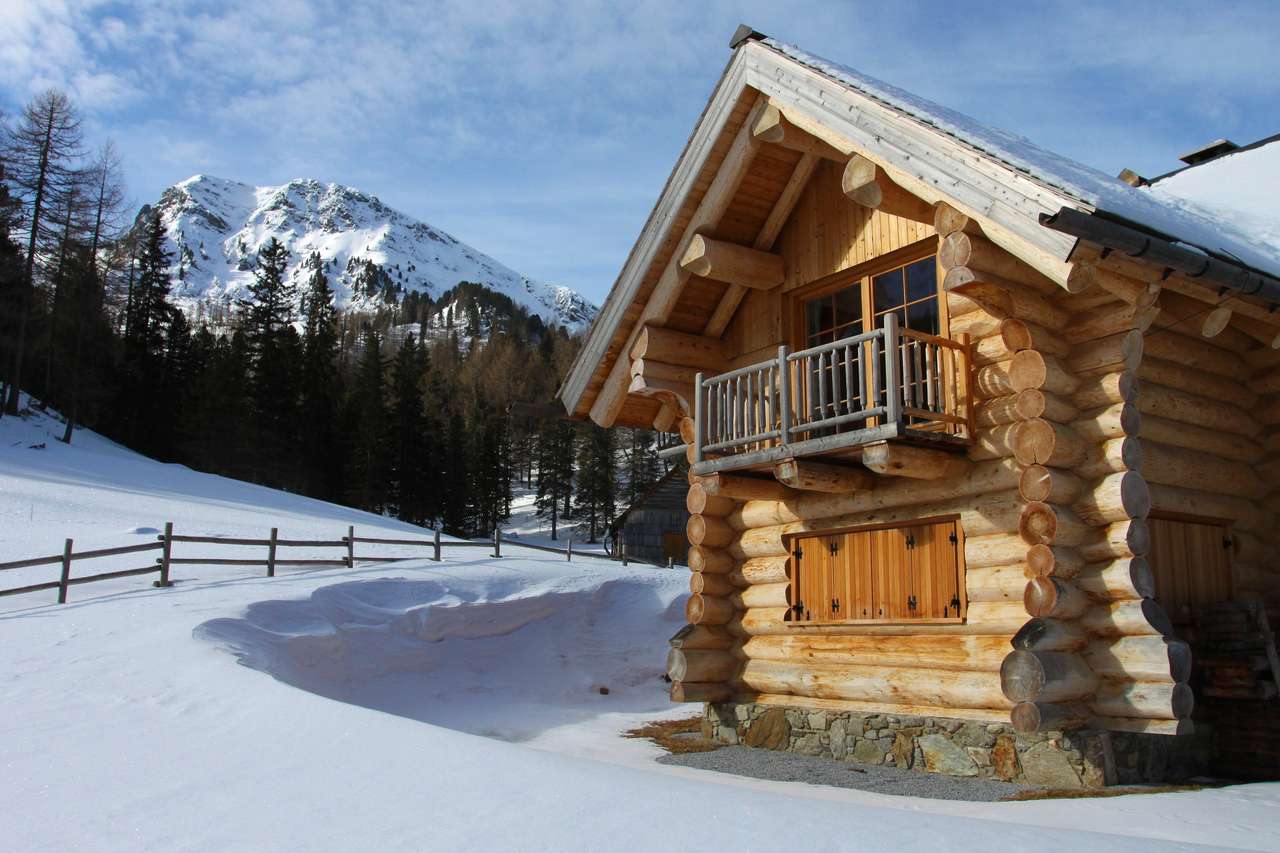 Nova cabana de madeira nas montanhas de inverno, Alta Áustria quebra-cabeças online