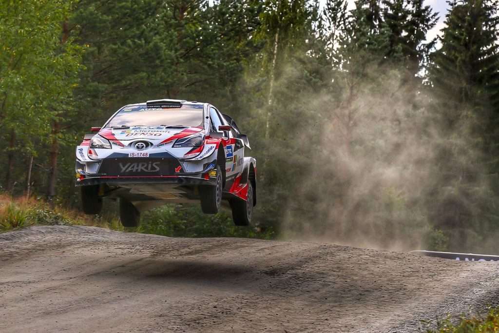 ТОЙОТА ЯРИС WRC онлайн-пазл