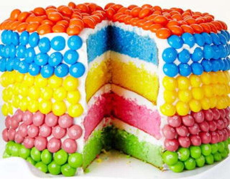 Heerlijke en kleurrijke taart online puzzel