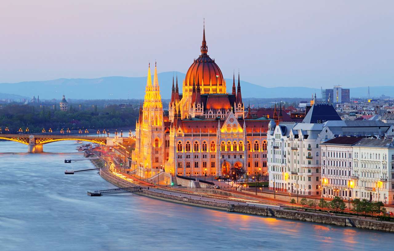 Будапеща през нощта - Парламент, Унгария онлайн пъзел