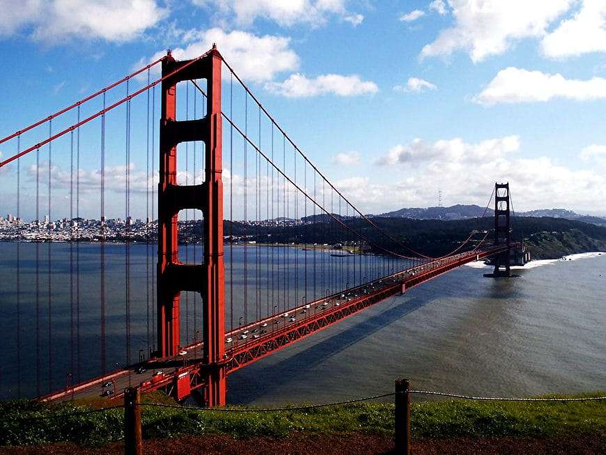 Golden Gate Bridge - η γέφυρα. Σαν Φρανσίσκο online παζλ