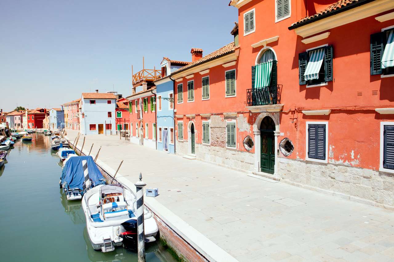 Дома Бурано - Венецианская лагуна - Италия онлайн-пазл