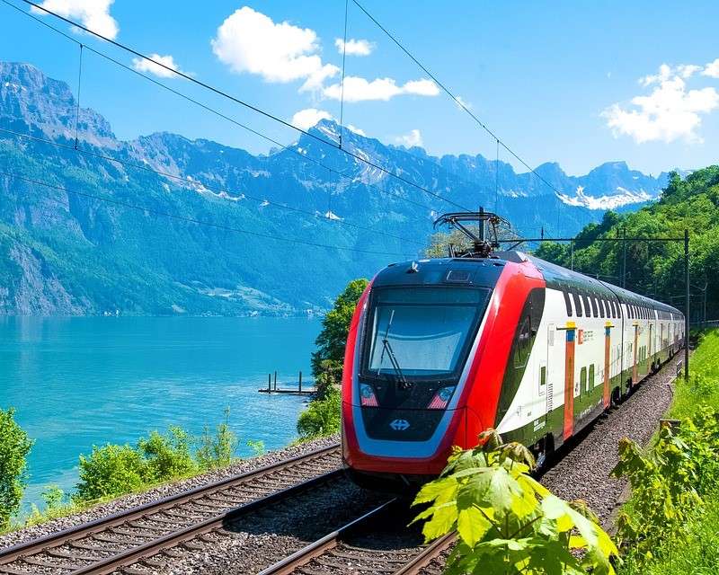 Reisen Sie mit dem Zug in der Schweiz Online-Puzzle