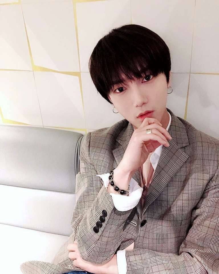 YeSung 24-08-1984 puzzle online