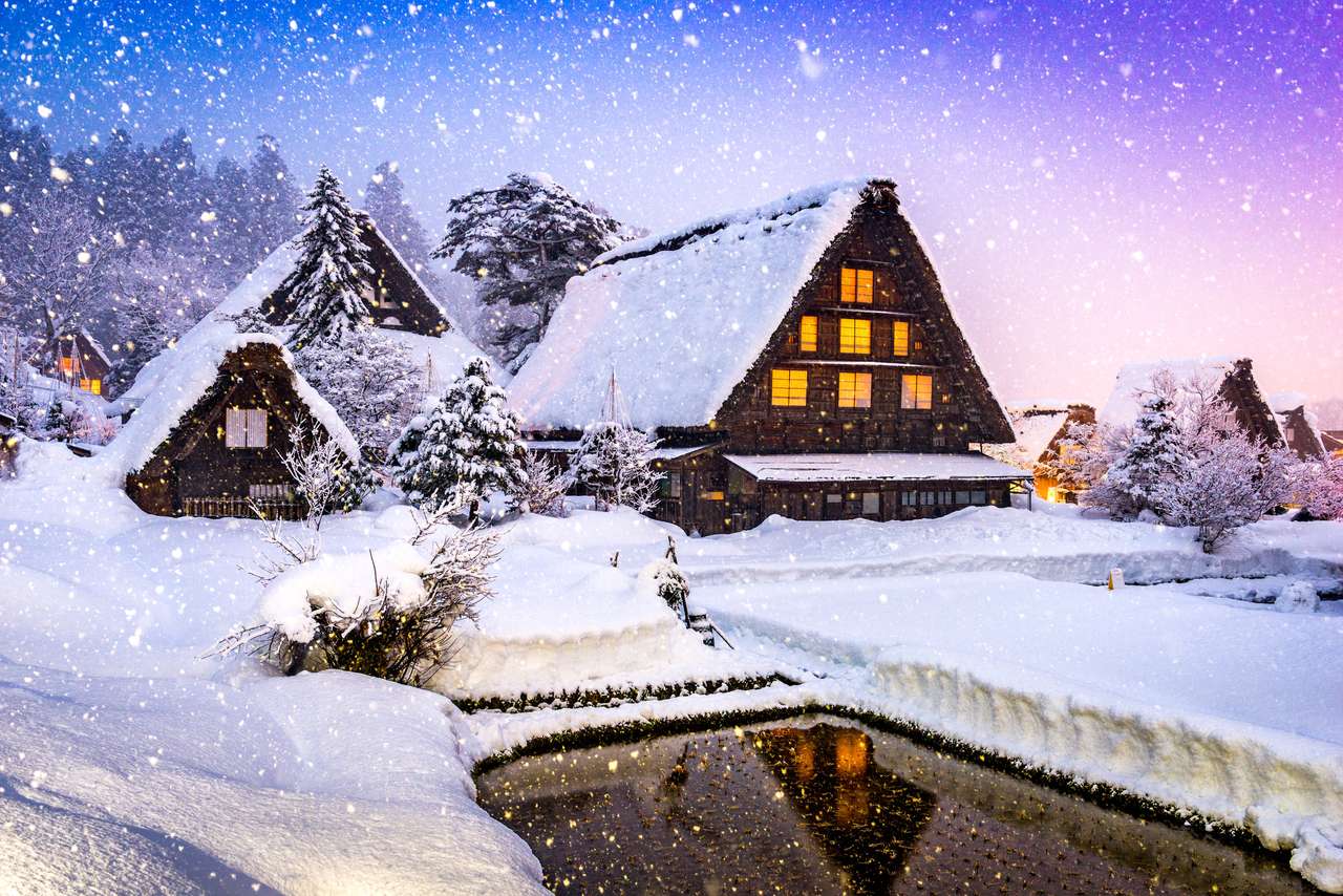 Shirakawago, japonská historická zimní vesnice. online puzzle