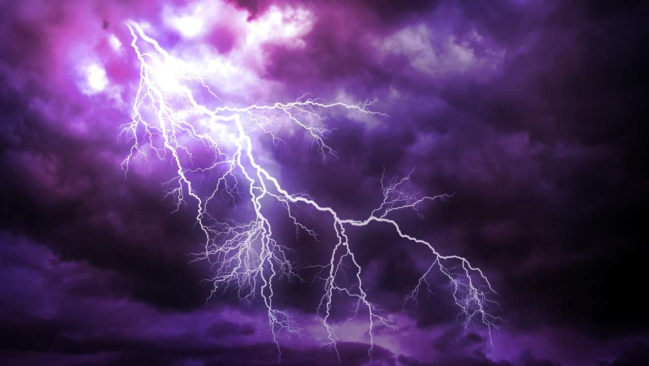 Violette storm legpuzzel online