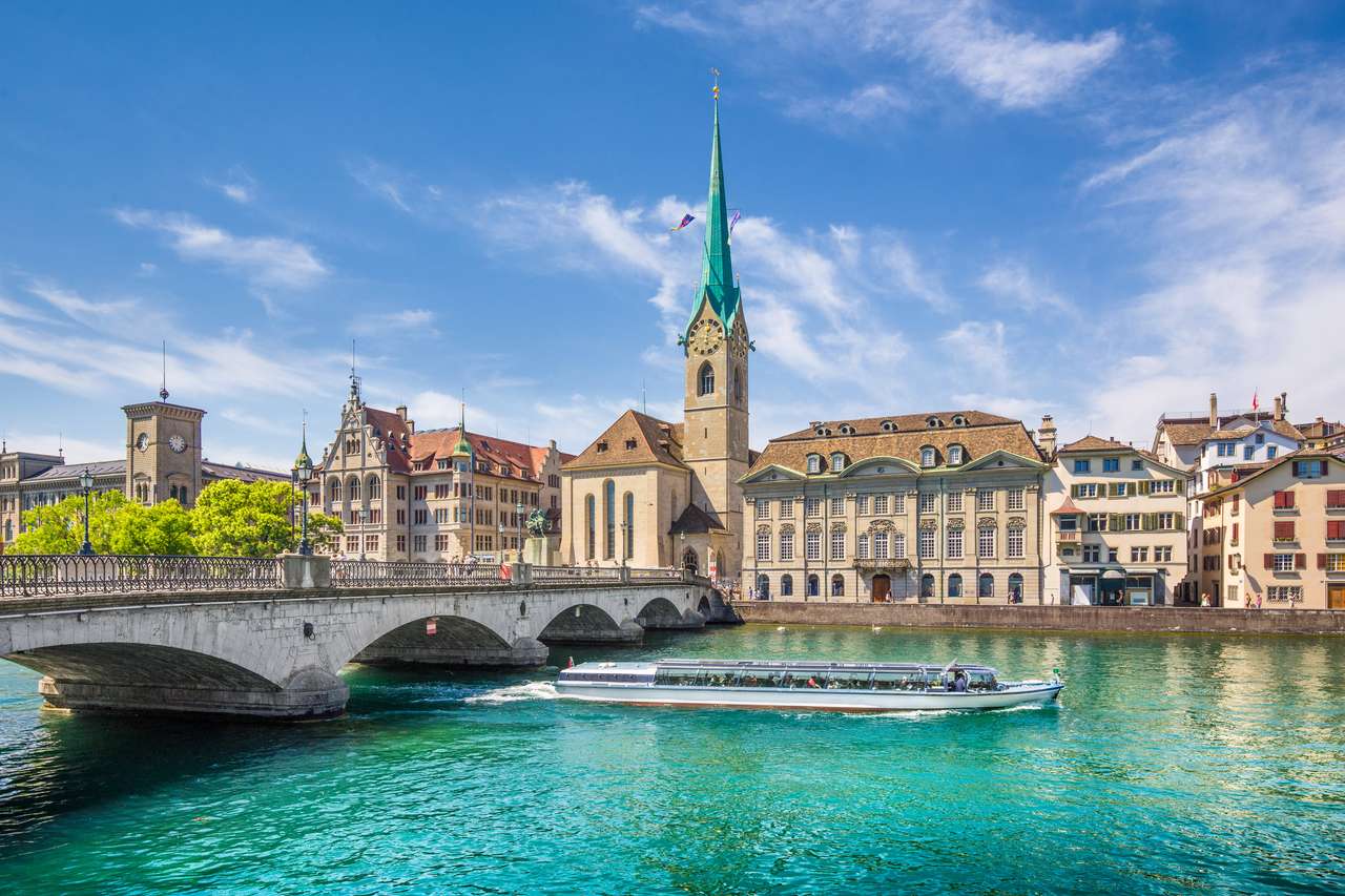 Chiesa di Fraumunster sul fiume Limmat puzzle online