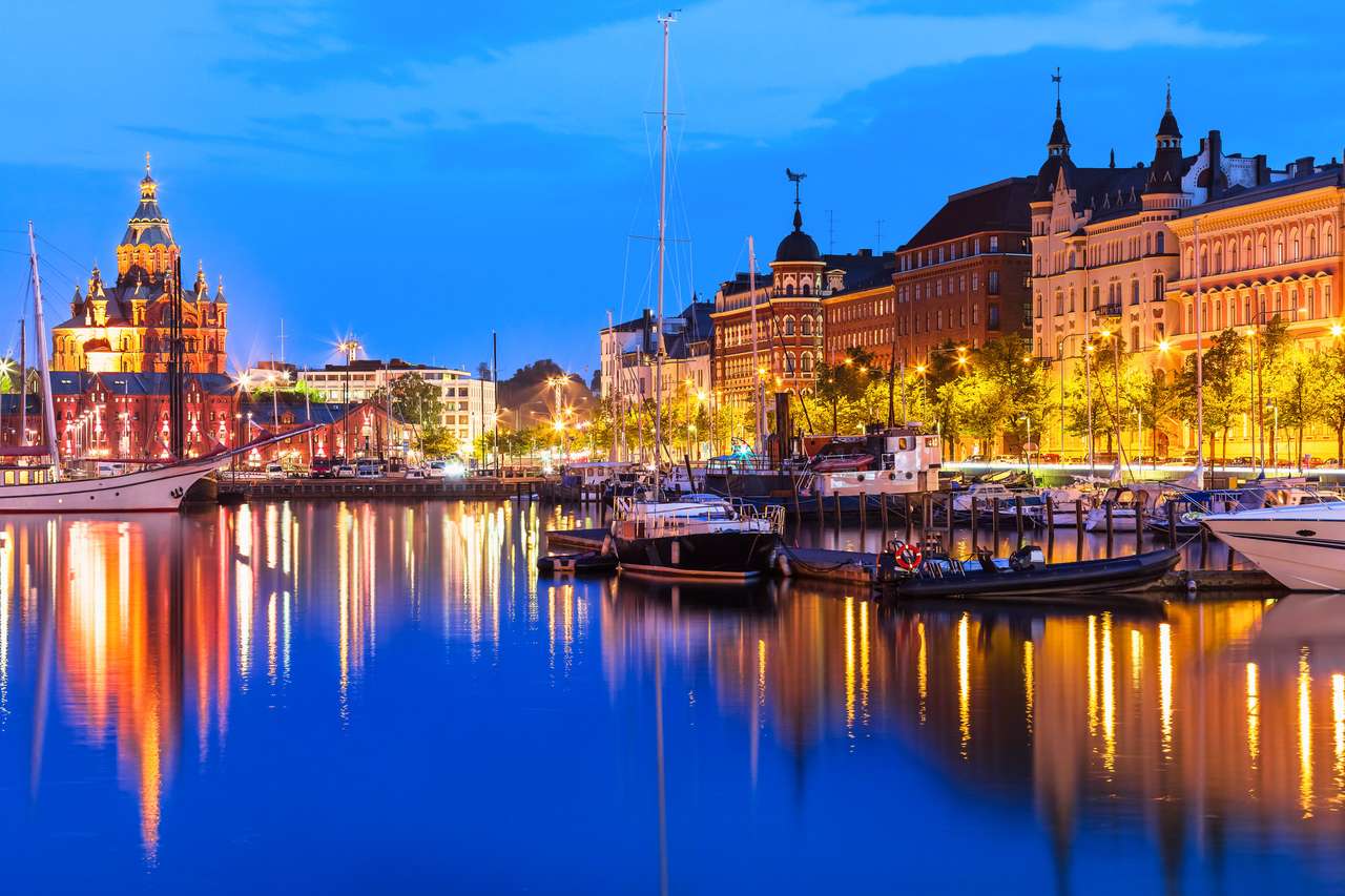Staré město v Helsinkách, Finsko online puzzle