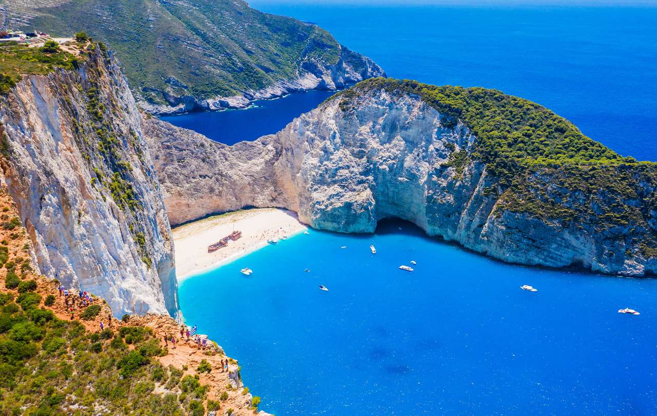 Закинтос, Греция. Пляж Навагио онлайн-пазл