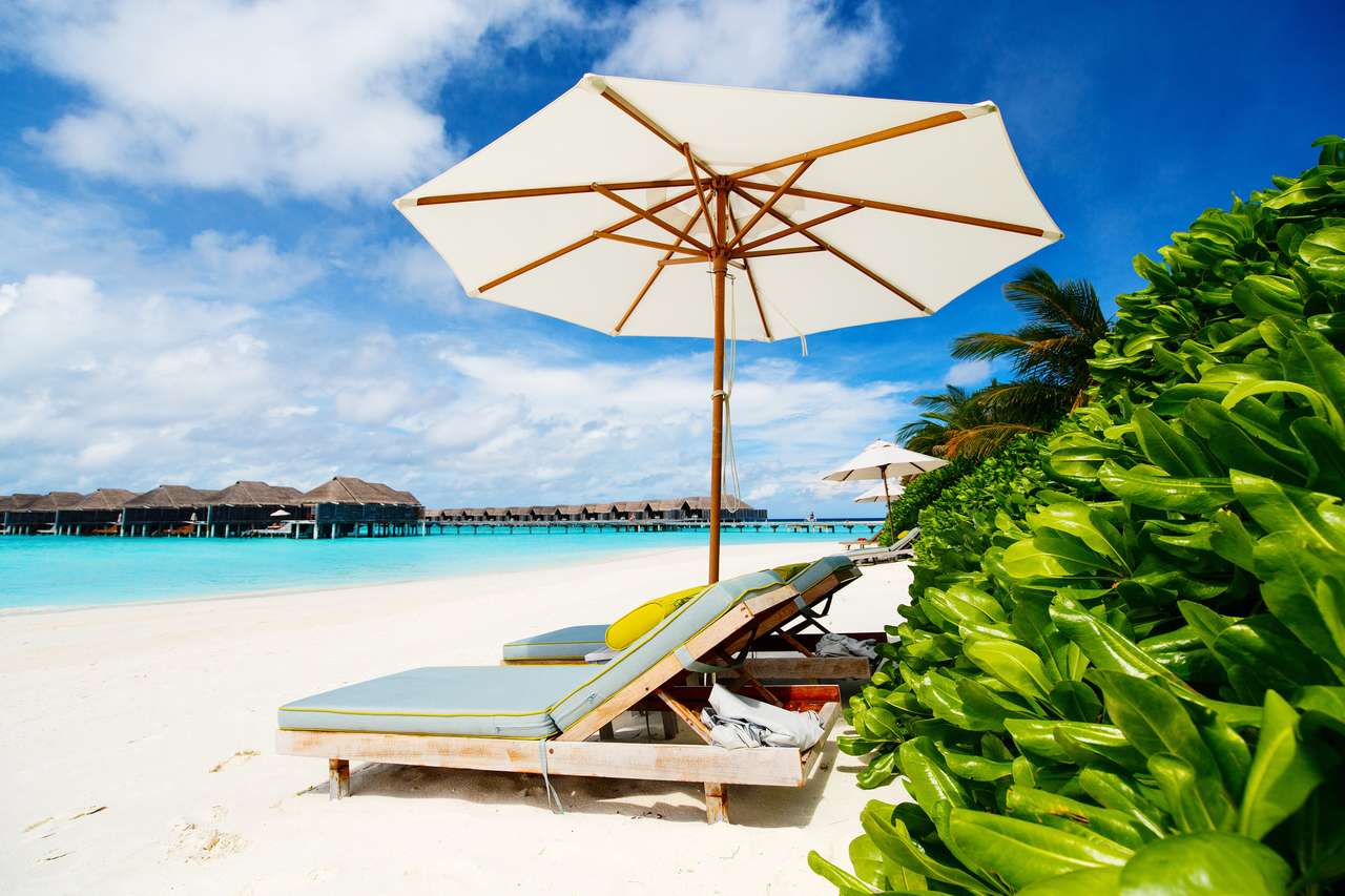 Tropisk strand på Maldiverna Pussel online