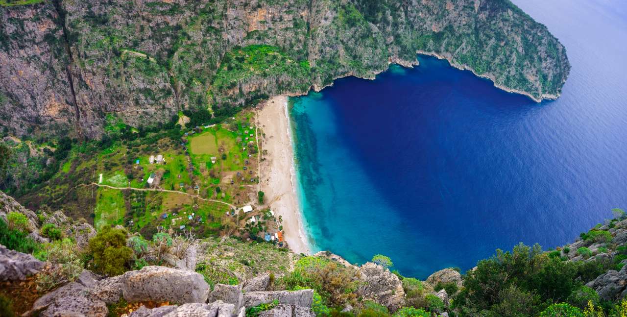 Playa del Valle de las Mariposas, Turquía rompecabezas en línea