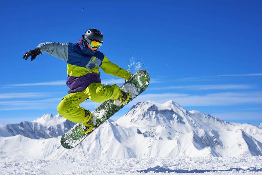 Snowboard: sport invernali su uno snowboard. puzzle online