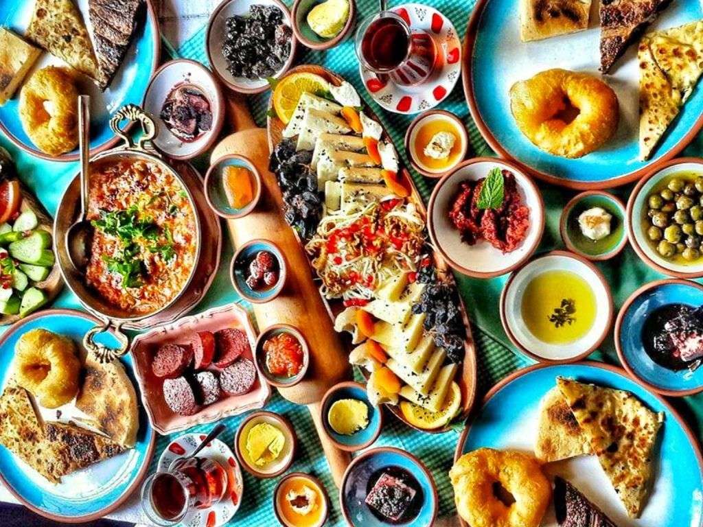 Сніданок у Стамбулі онлайн пазл