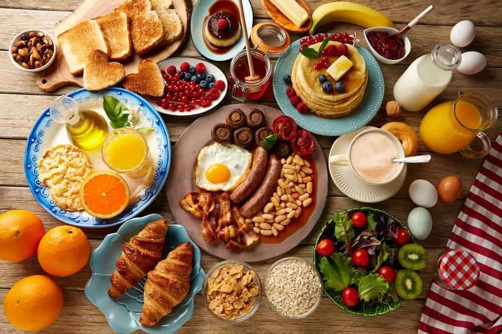 Aliments pour le petit-déjeuner puzzle en ligne
