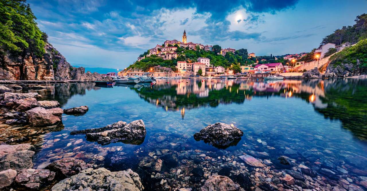 a small resort town Vrbnik online puzzle