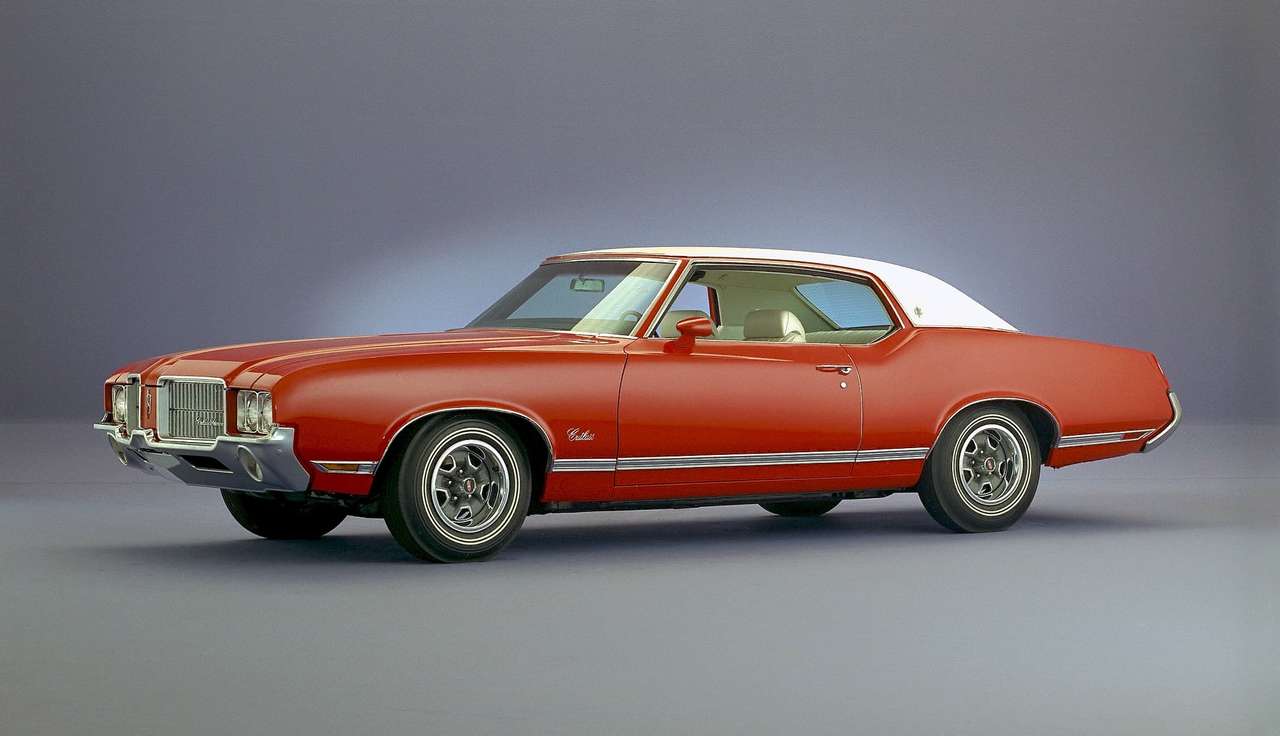 1970 Oldsmobile Cutlass Supreme Holiday Coupe пазл онлайн