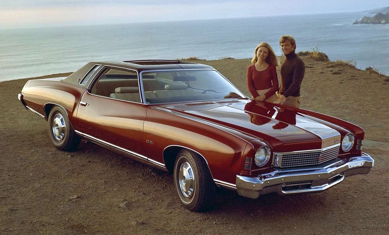 1973 Chevrolet Monte Carlo S con techo corredizo rompecabezas en línea