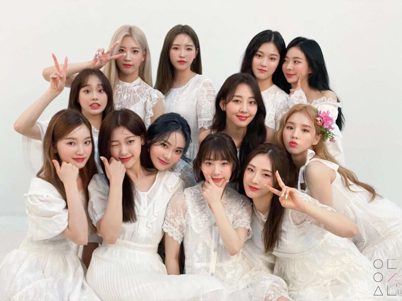 Loona (PTT) jigsaw puzzle online