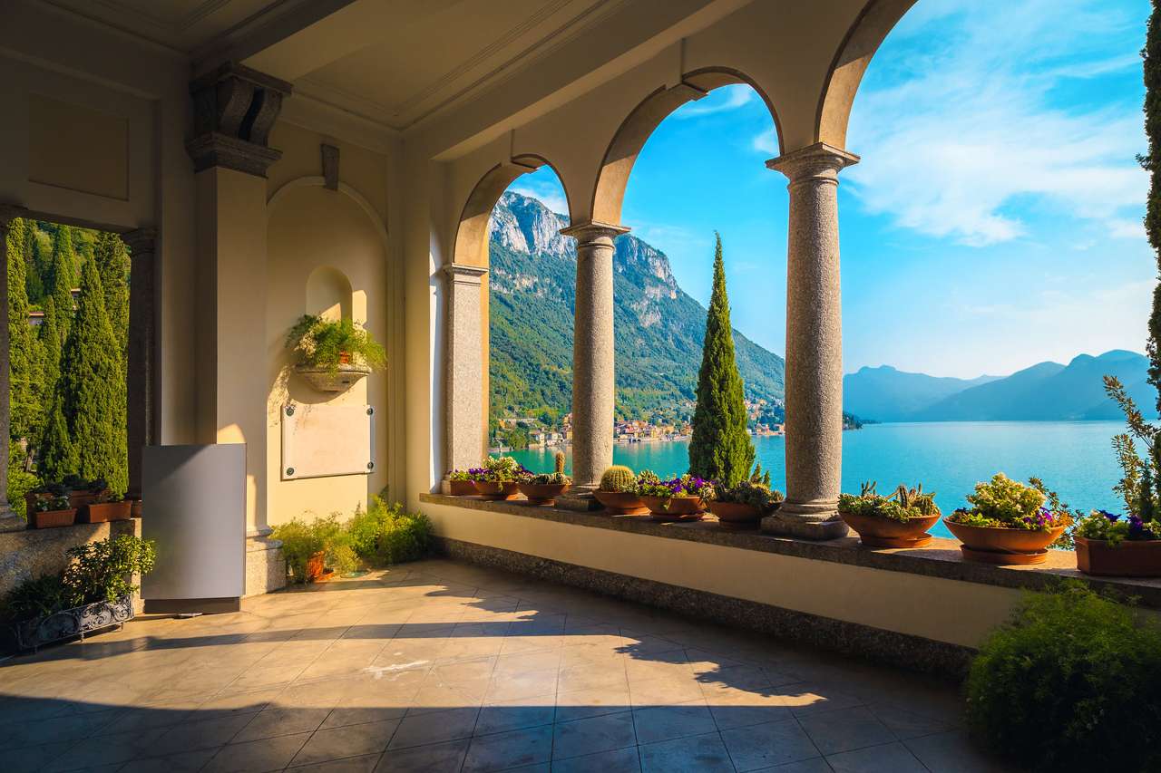 lacul Como și munții, Varenna puzzle online