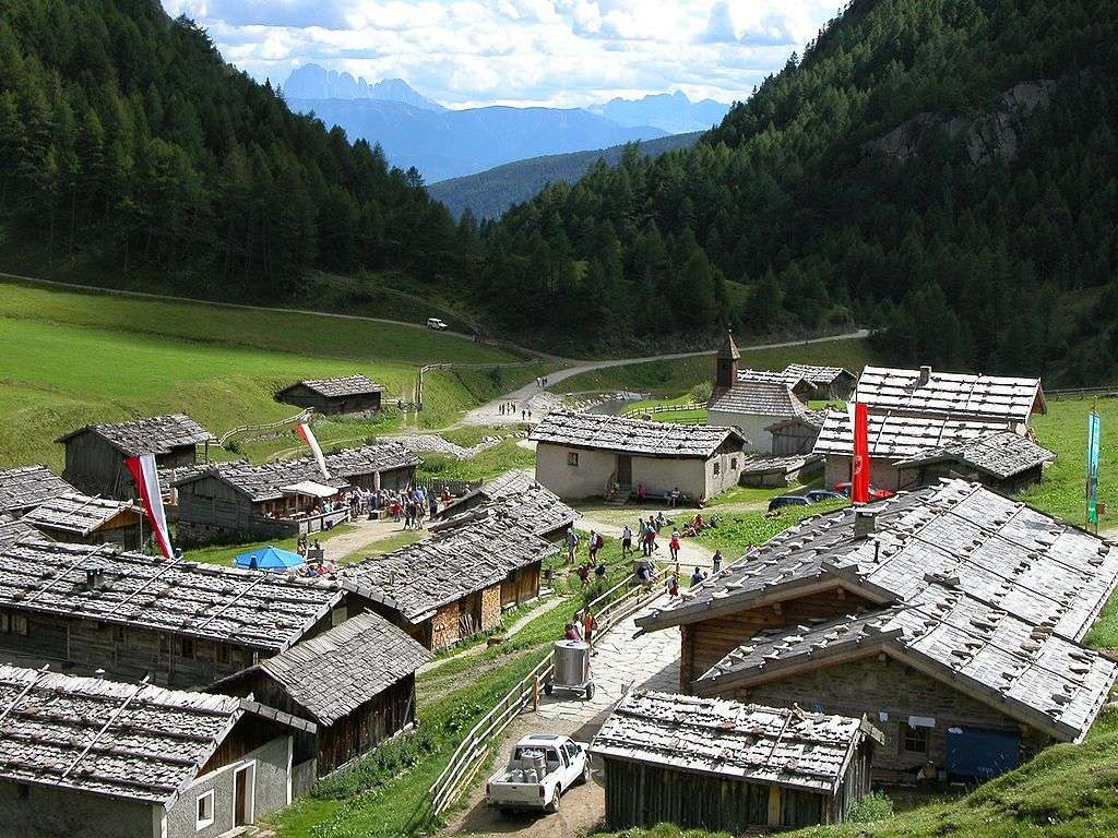 Fanealm a Valz-völgyben kirakós online