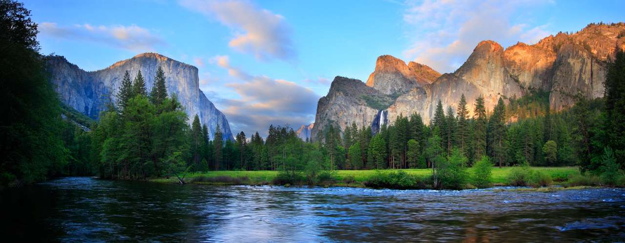 Yosemite Valley pussel på nätet