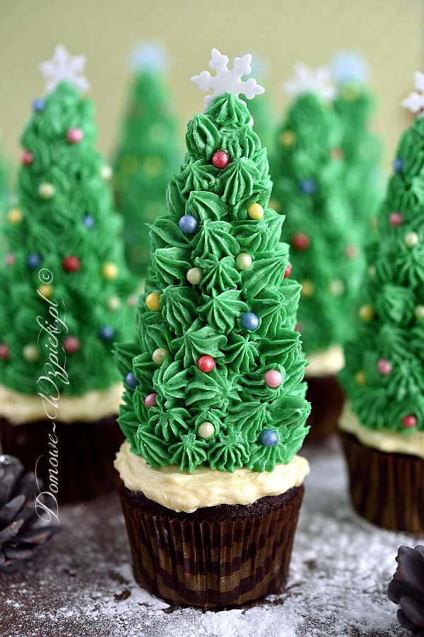 Рождественские кексы - елочки пазл онлайн