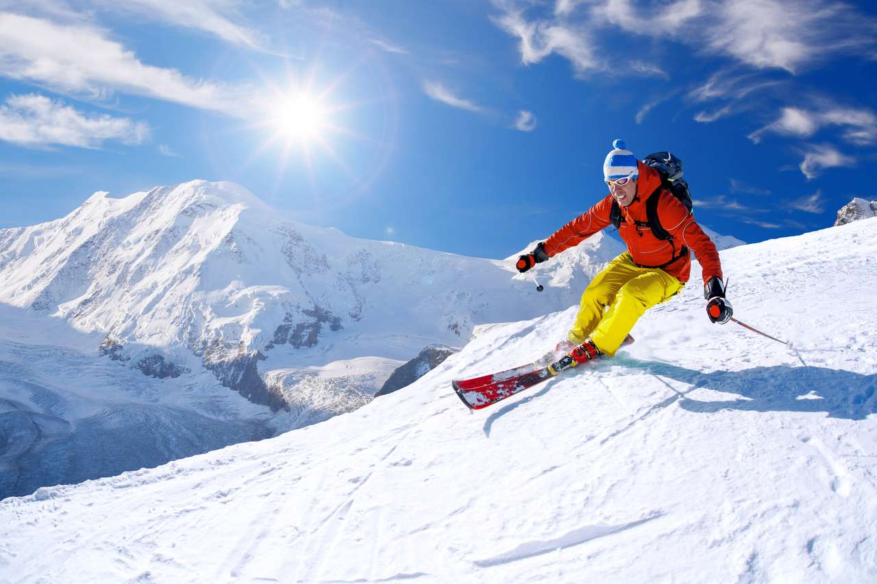 Esquiador esqui downhill em altas montanhas, Suíça puzzle online