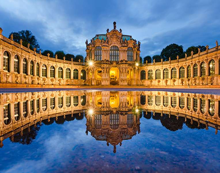 Dresda Zwinger- palat baroc puzzle online